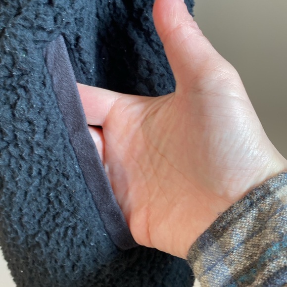 🤍 Reversible Teddy Fleece/Flannel Cardi - Picture 6 of 6